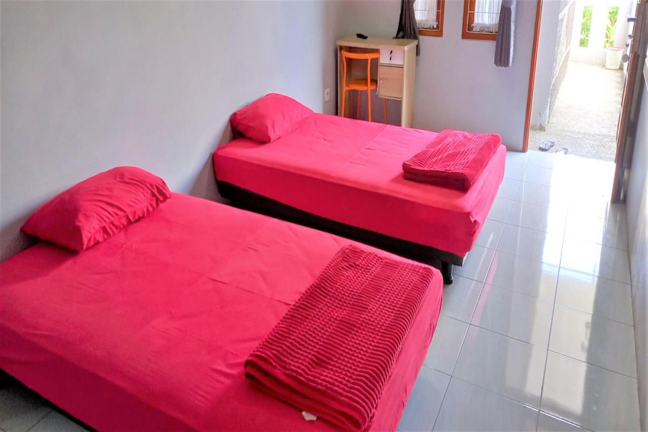 Nabila Syar'I Guest House Padalarang Exterior photo